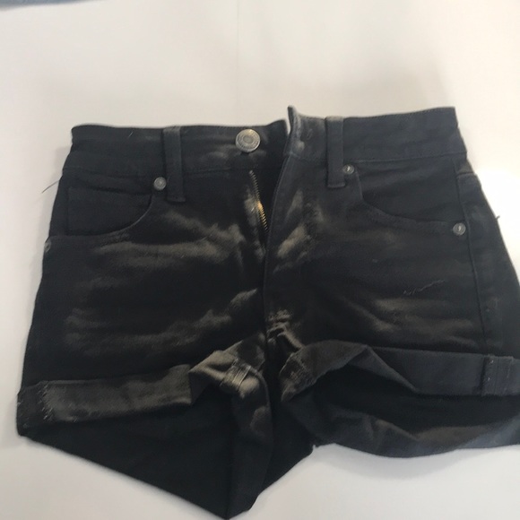 American eagle black shorts